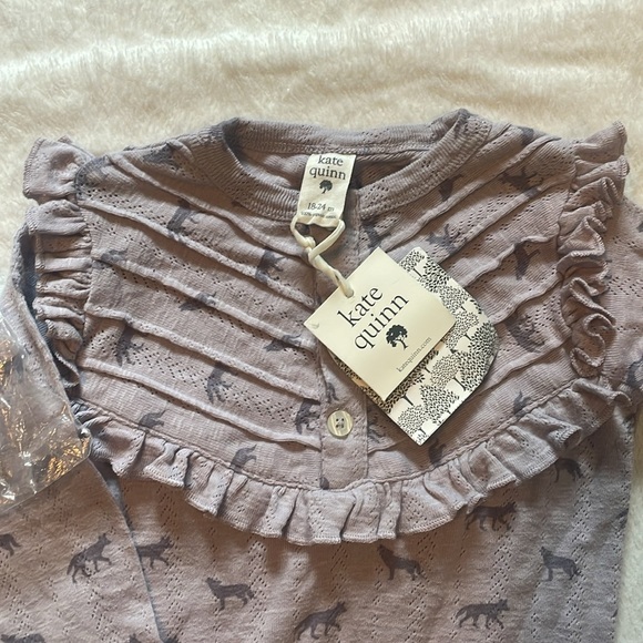 Kate Quinn outfit | 18-24 - Picture 2 of 3